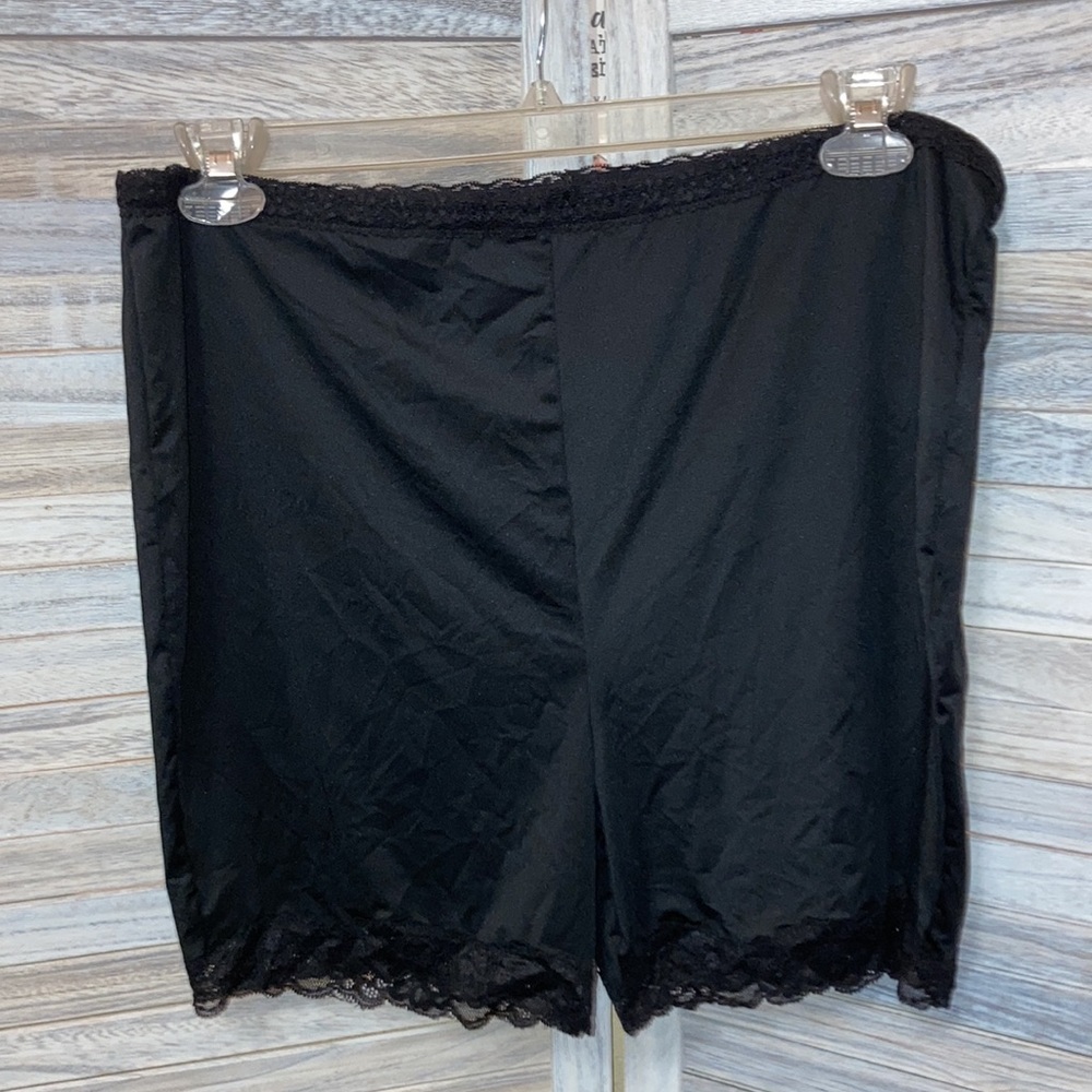 🆕❤️Torrid- Microfiber High-Rise Bike Short Panty in Black NWOT - Picture 5 of 11